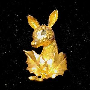 VTG MYLU DEER HOLIDAY BROOCH